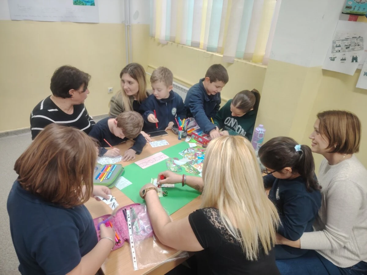 Учениците од II-2 одд. реализираа заеднички час по природни науки со родителите