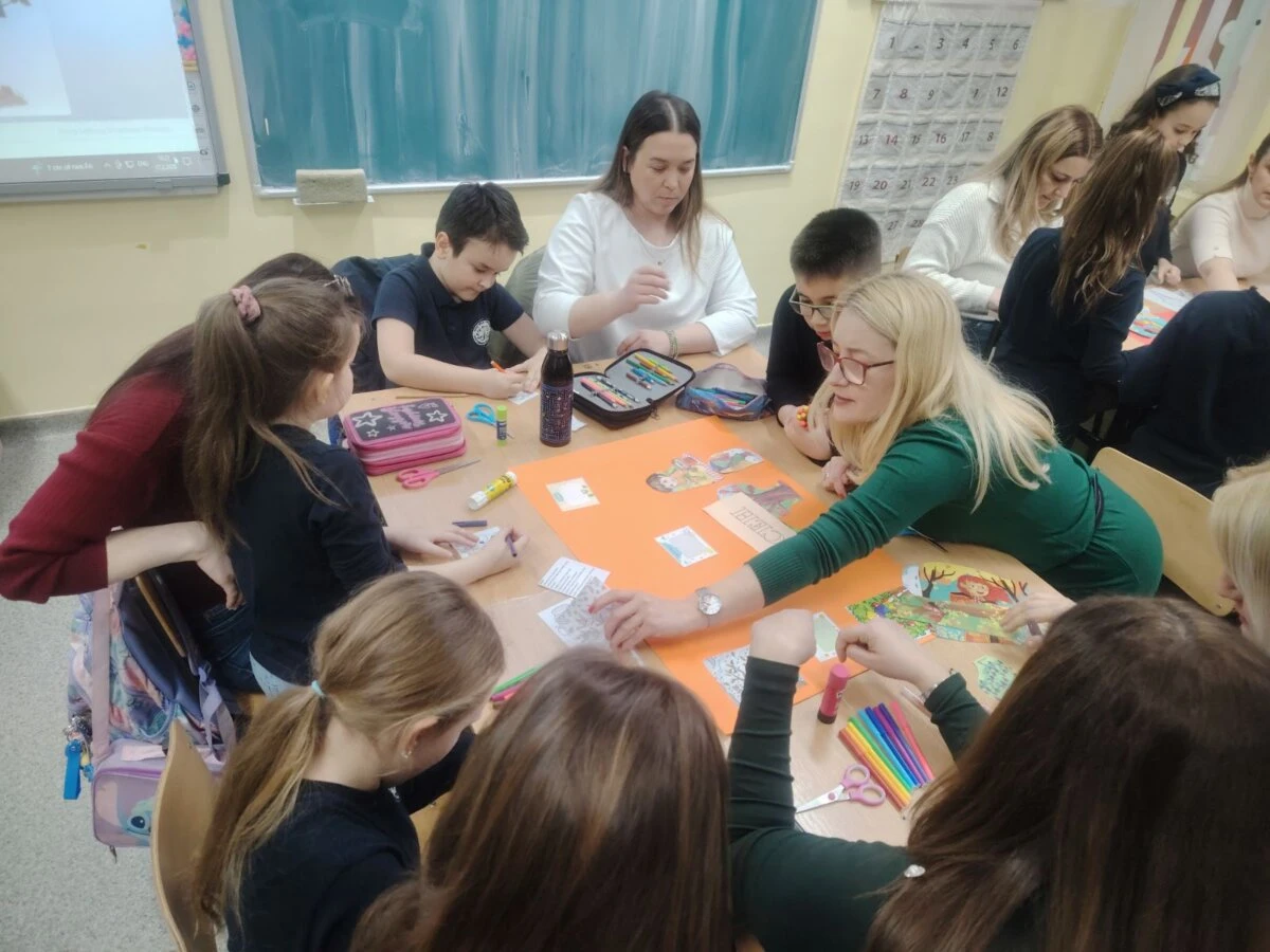 Учениците од II-2 одд. реализираа заеднички час по природни науки со родителите