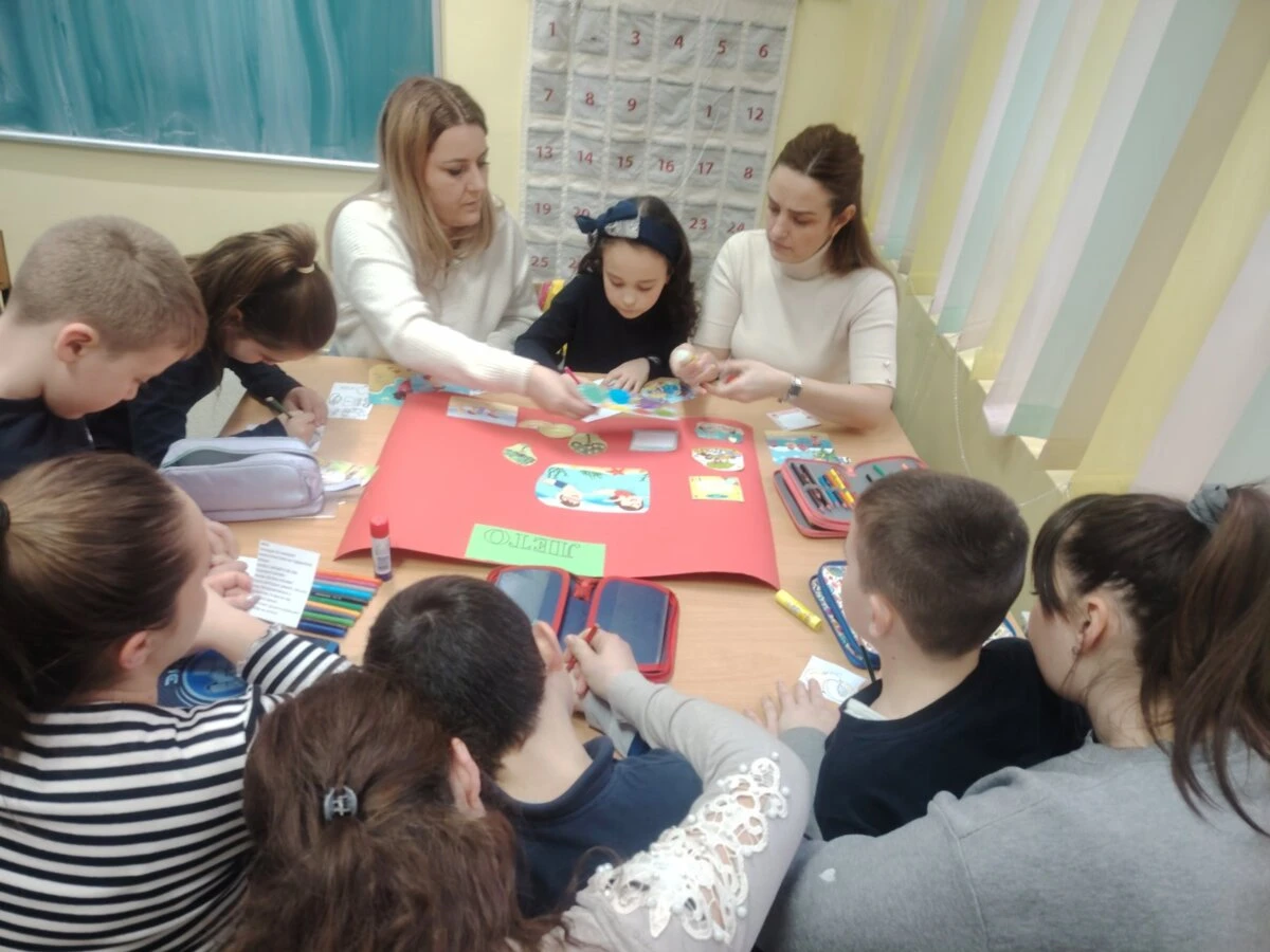 Учениците од II-2 одд. реализираа заеднички час по природни науки со родителите