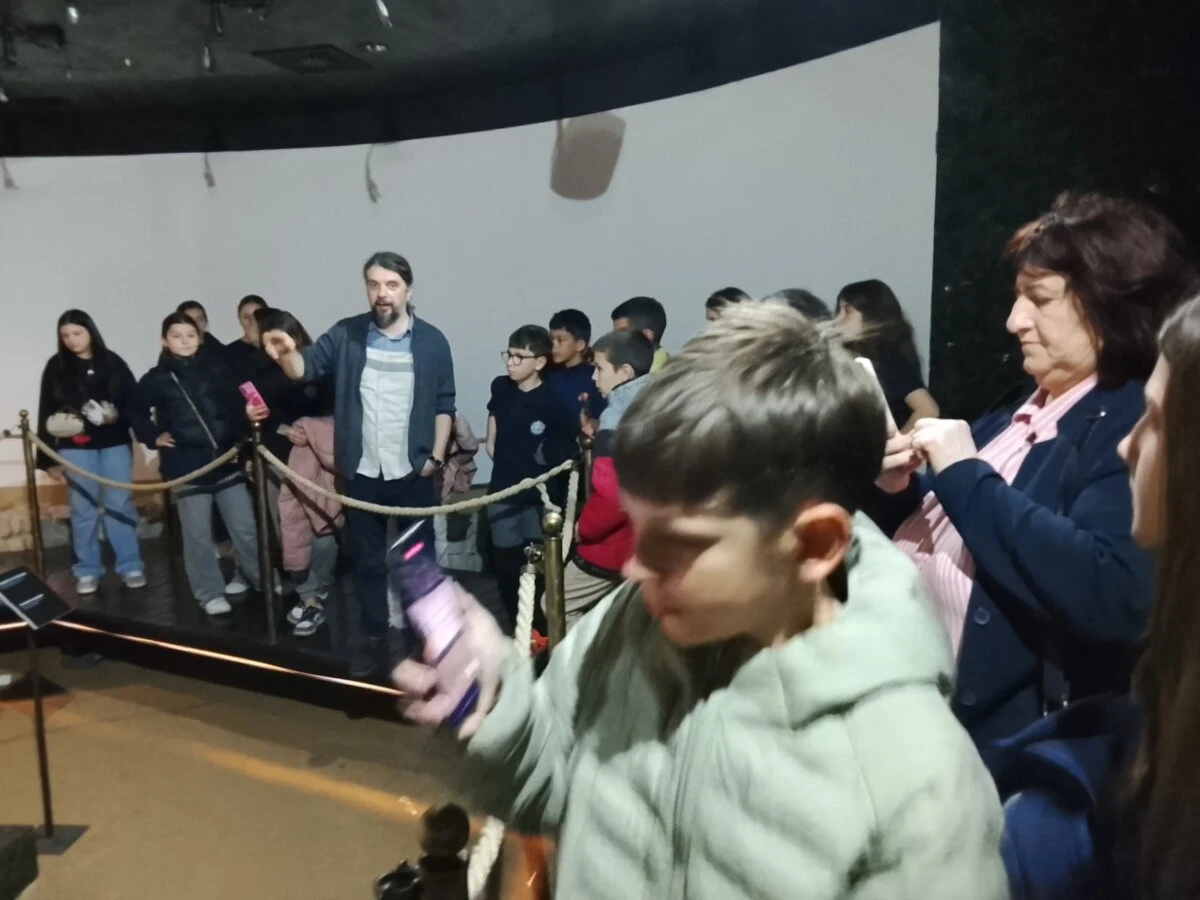 Посета на Археолошкиот музеј во Скопје