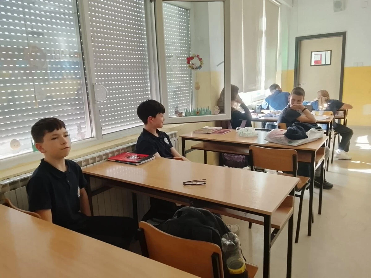 Ученички парламент – работилница на тема: Појавата на Исус Христос и значењето на христијанството Ученички парламент - работилница на тема: Појавата на Исус Христос и значењето на христијанството 10-04-2026 - слика 3