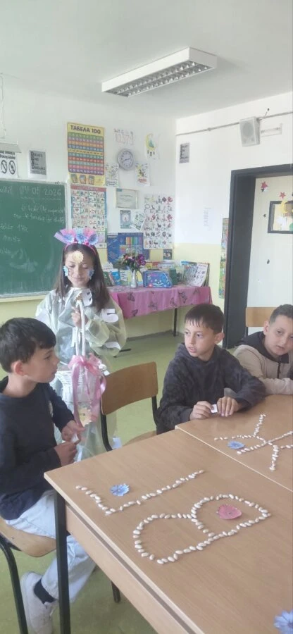 Одбележување на 5 Мај – Денот на македонскиот јазик, со учениците од подрачното училиште Одбележување на 5 Мај - Денот на македонскиот јазик, со учениците од подрачното училиште 06-05-2026 - слика 1
