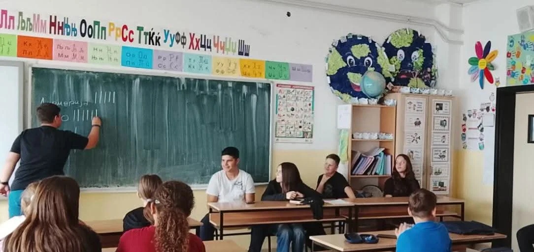 Основачки состанок на ученичкиот парламент